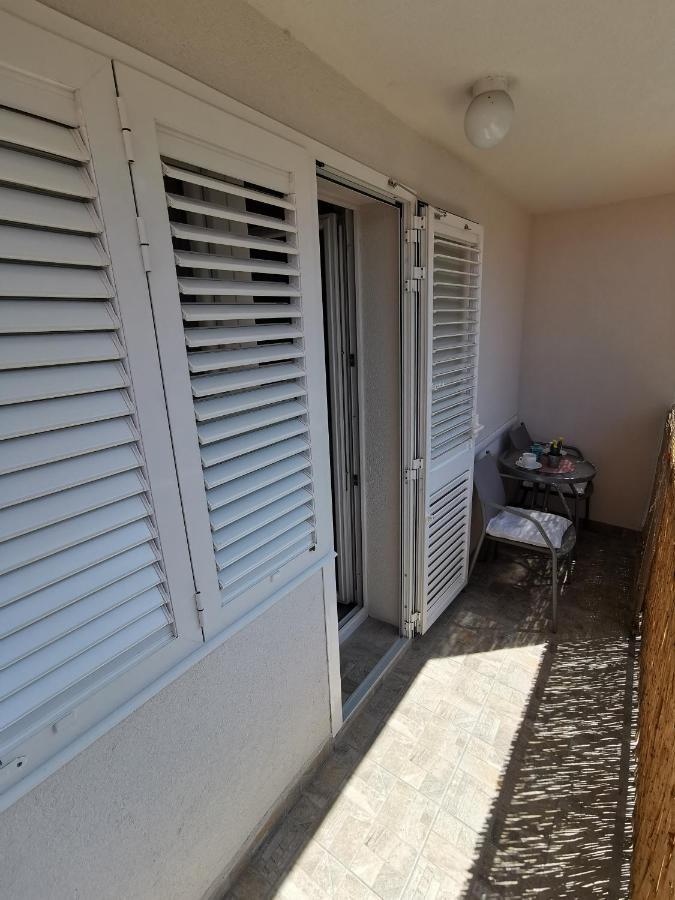 Apartman Jela Šibenik Exterior foto